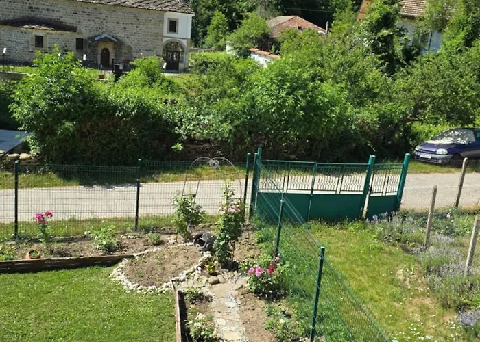 къща амфора *