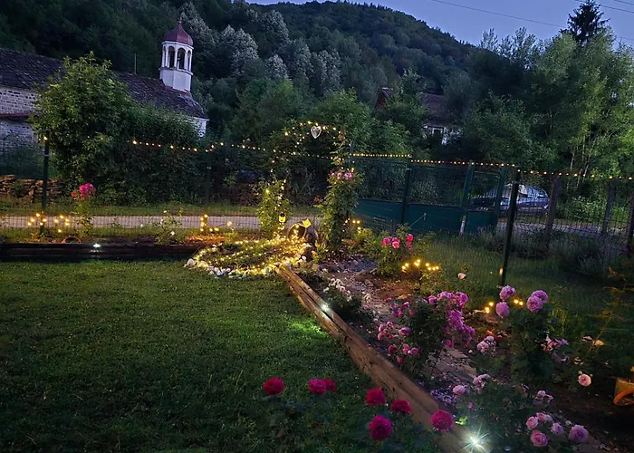 بيت للعطل къща амфора